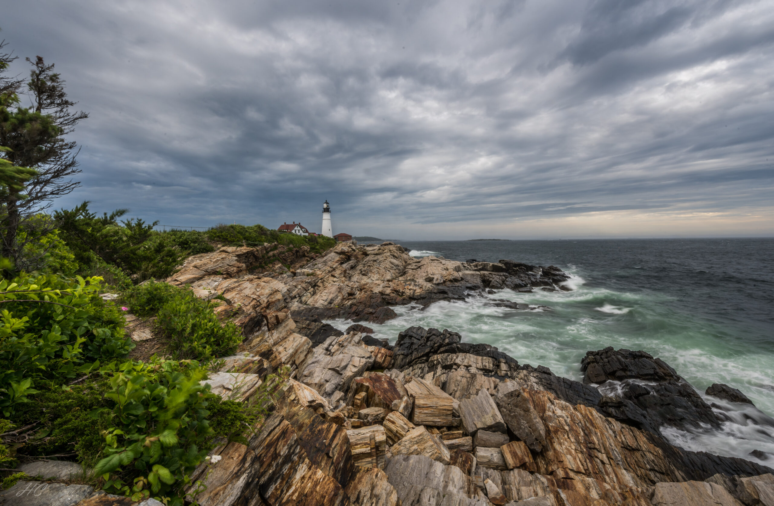 a lighthouse in maine
