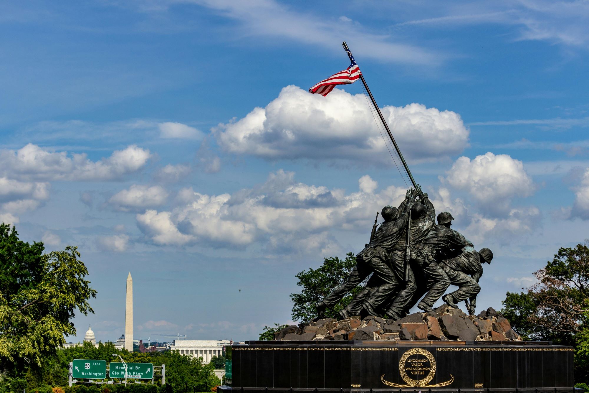 the marine corp memorial in arlington